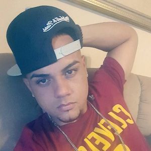 Meet your Posher, Nesty